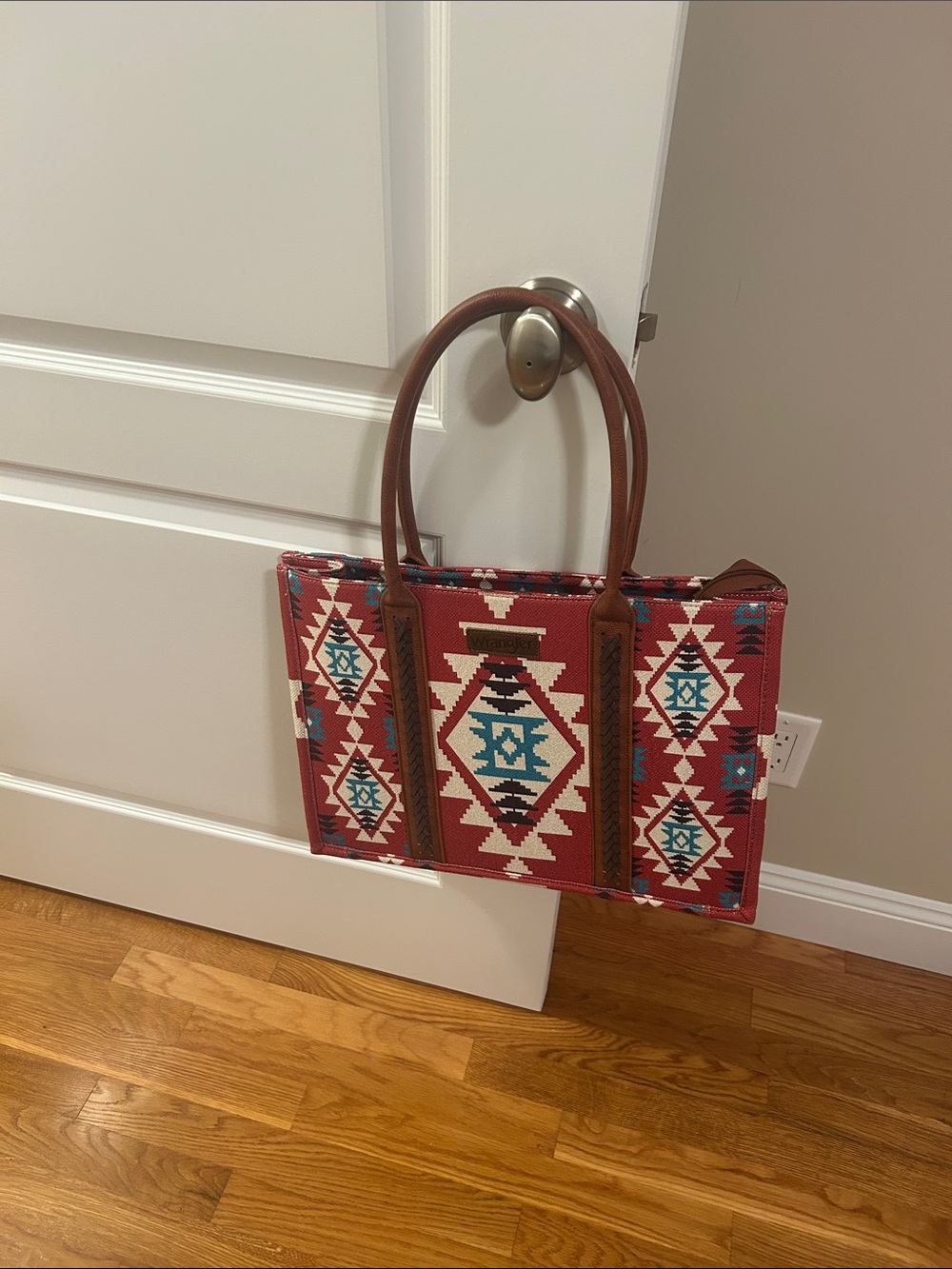 Wrangler tote